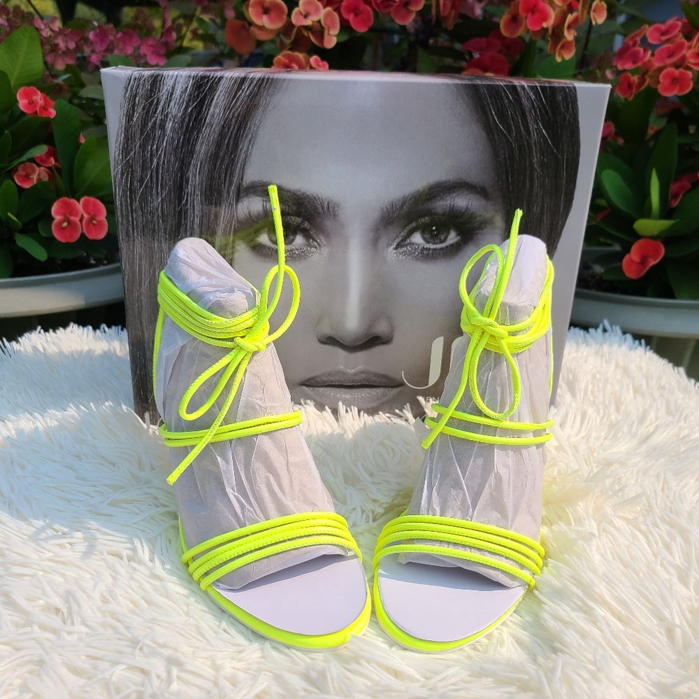 JENNIFER LOPEZ - YELLOW GLADIATOR STRAP SANDALS